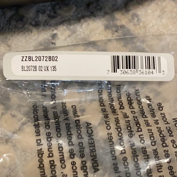 *NWT* Balmain Cat Eye Sunglasses - Picture 9 of 9